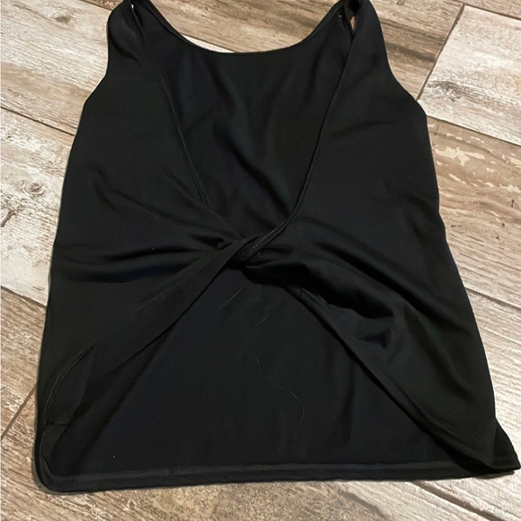 Small black tank top - Picture 2 of 2